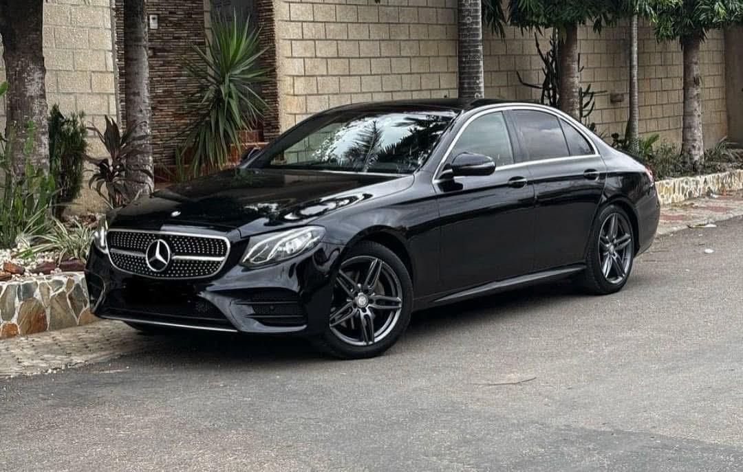 Mercedes-Benz E200 2024