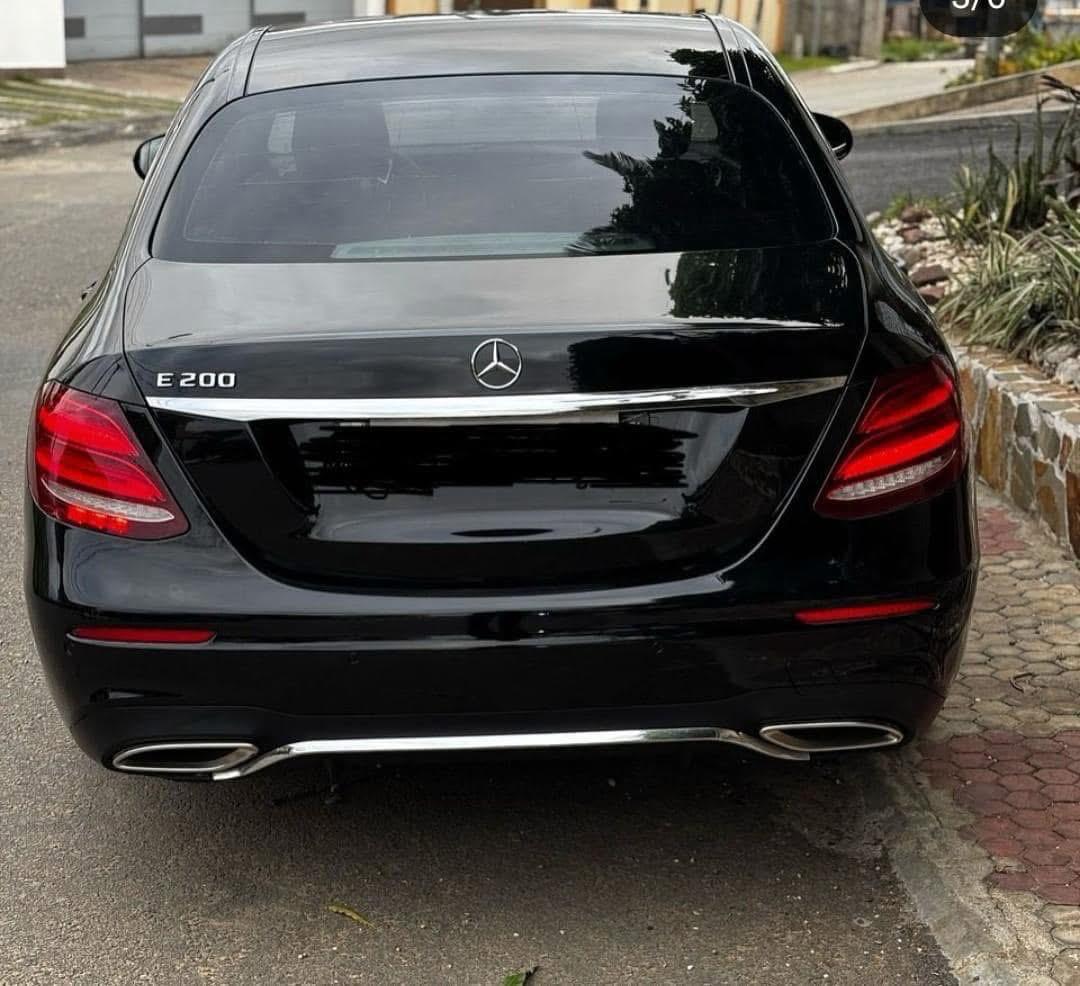 Mercedes-Benz E200 2024 - photo 4