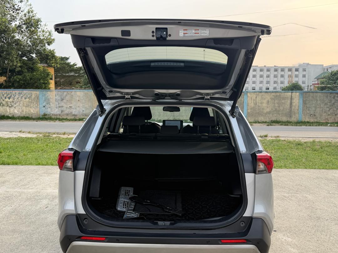 Toyota RAV4 2024 - photo 8