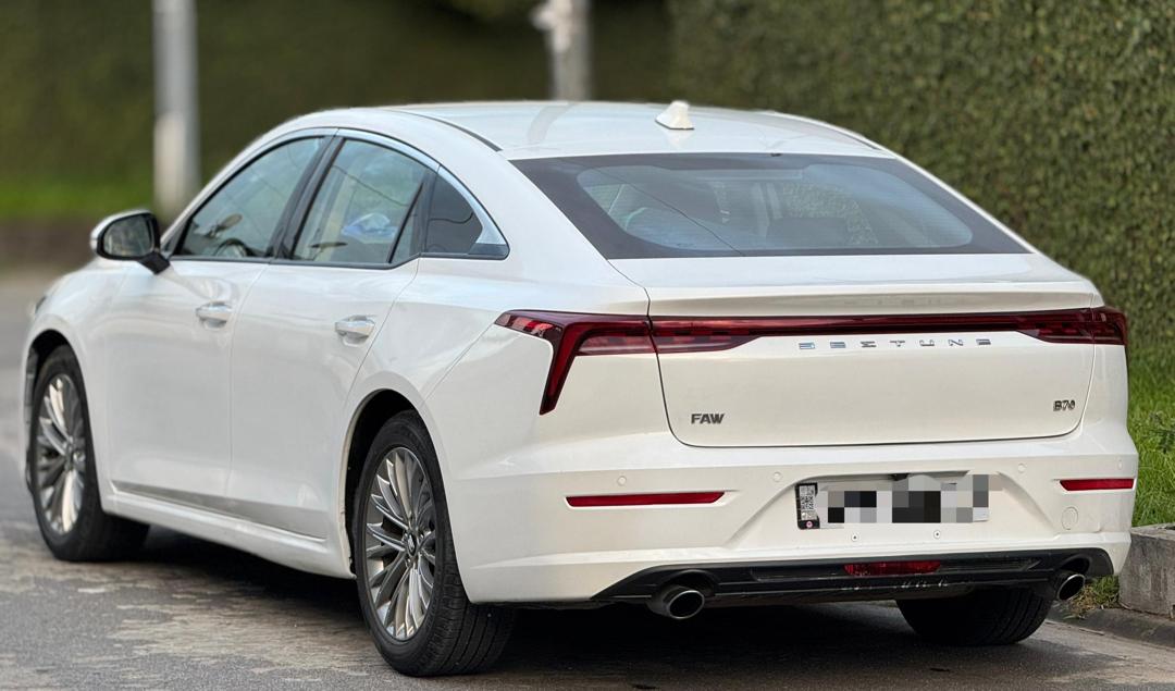 Bestune B70 2025 - photo 2